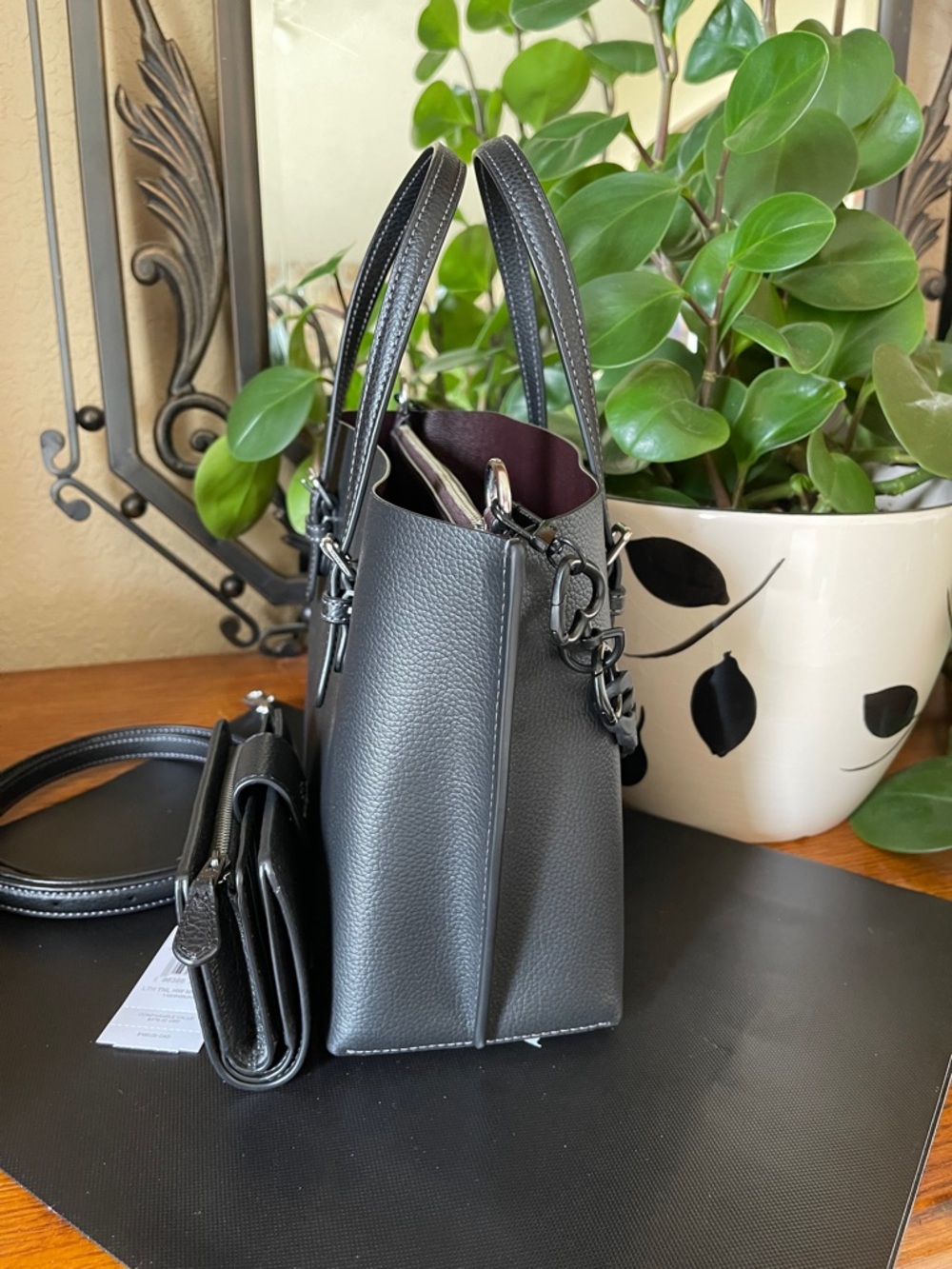 NWT Coach Black Mollie 25 Tote with Chain Strap and Matching Wallet - Picture 4 of 13